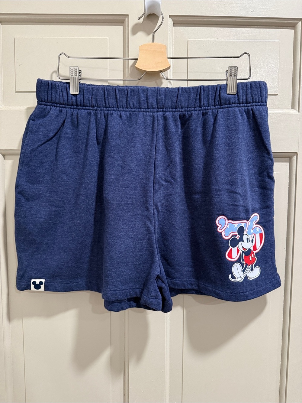 Disney Navy Mickey Graphic Athletic Lounge Shorts Size XXL (20)